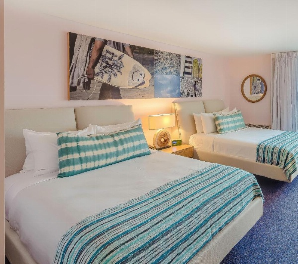 Plunge Beach Hotel image 12